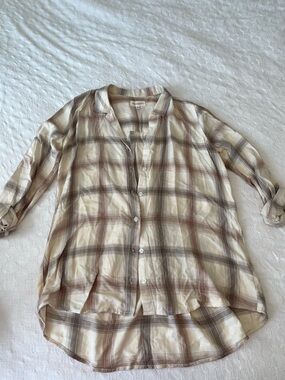Light Plaid Button-Up Tunic Shirt - Neutral Cream & Taupe